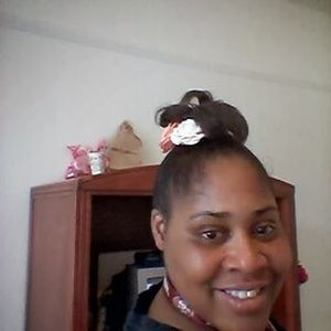 Meet your Posher, Malika